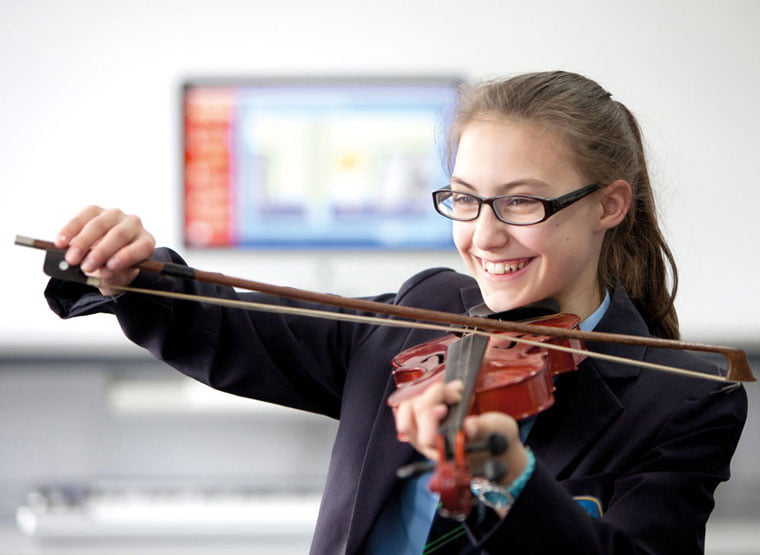 Girl playing violin